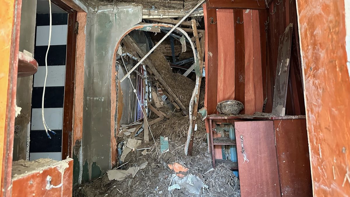 Fotky ukazují, jak to vypadá u Kachovky skoro měsíc od katastrofy